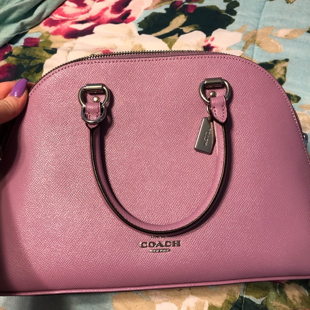 Mauve/lavender COACH purse!